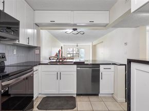 3050 NW 42nd Ave C104, Coconut Creek FL 33066