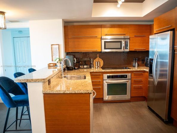 2681 N Flamingo Rd 1206S, Sunrise FL 33323