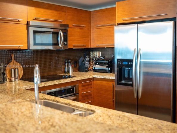 2681 N Flamingo Rd 1206S, Sunrise FL 33323