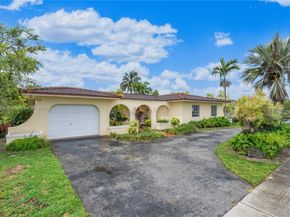 9264 SW 21st Ter, Miami FL 33165