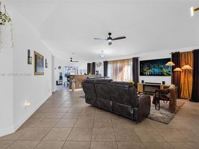 1975 NW 191st Ave, Pembroke Pines FL 33029