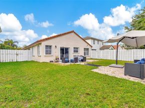 1975 NW 191st Ave, Pembroke Pines FL 33029