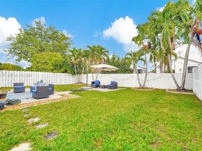 1975 NW 191st Ave, Pembroke Pines FL 33029