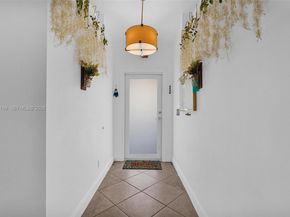 1975 NW 191st Ave, Pembroke Pines FL 33029