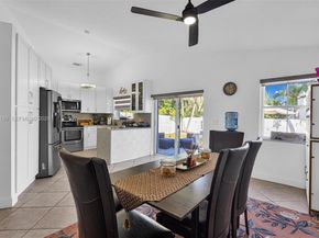 1975 NW 191st Ave, Pembroke Pines FL 33029