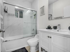 1426 NW 74th St, Miami FL 33147