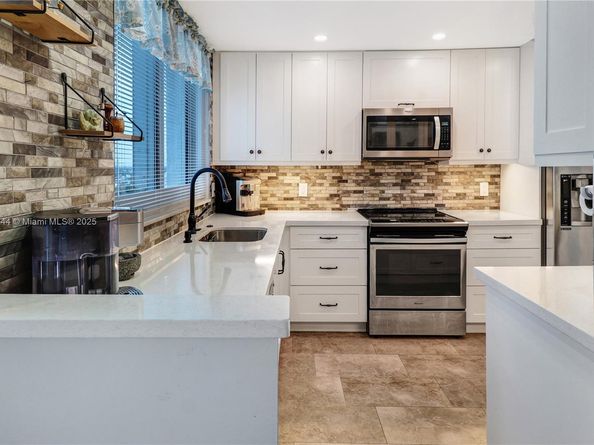 1360 S Ocean Blvd 1204, Pompano Beach FL 33062