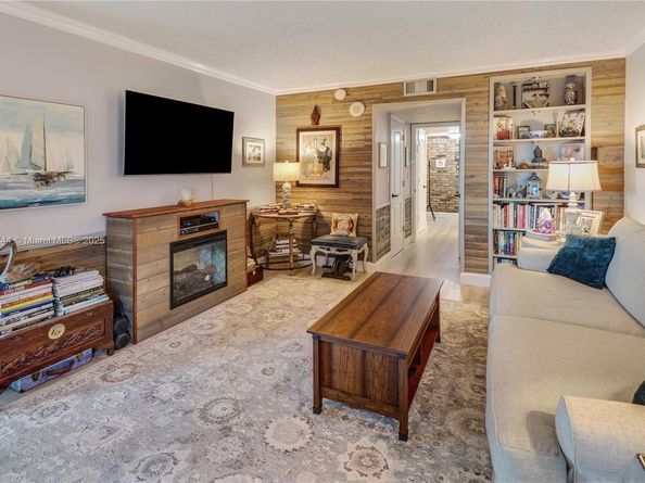 1360 S Ocean Blvd 1204, Pompano Beach FL 33062