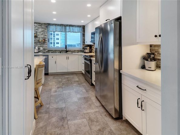 1360 S Ocean Blvd 1204, Pompano Beach FL 33062