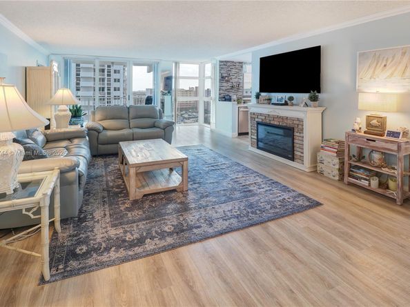 1360 S Ocean Blvd 1204, Pompano Beach FL 33062