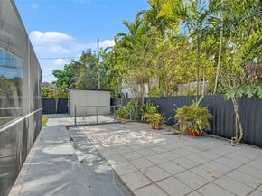 5936 SW 29th St, Miami FL 33155