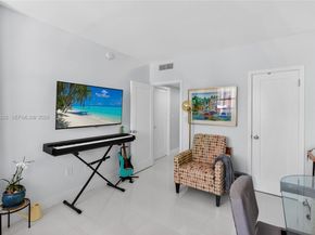 1985 S Ocean Dr 22H, Hallandale Beach FL 33009