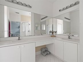 2103 NE 39th Ter, Homestead FL 33033