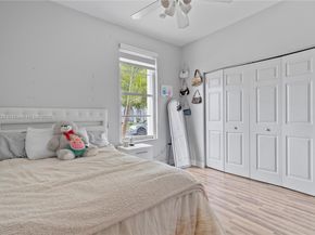 2103 NE 39th Ter, Homestead FL 33033