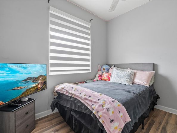 2103 NE 39th Ter, Homestead FL 33033
