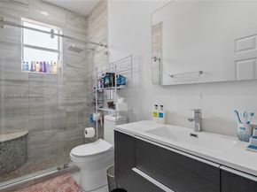 2103 NE 39th Ter, Homestead FL 33033