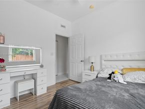 2103 NE 39th Ter, Homestead FL 33033