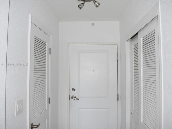 401 N 69th St 1003, Miami Beach FL 33141