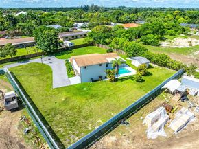 19450 SW 125th Ave, Miami FL 33177