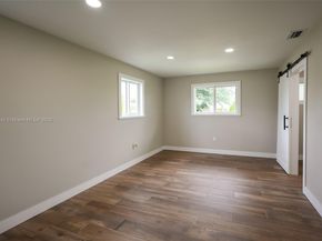 19450 SW 125th Ave, Miami FL 33177