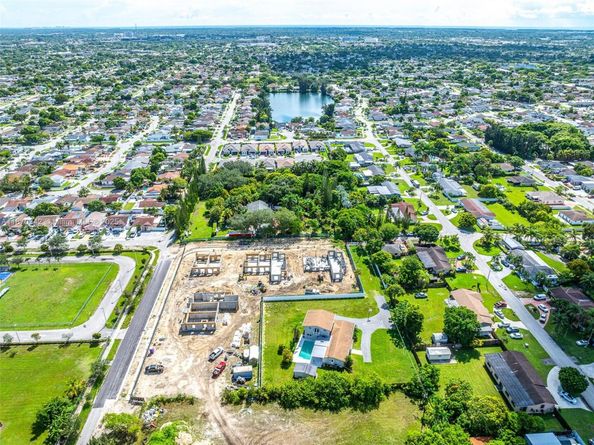 19450 SW 125th Ave, Miami FL 33177