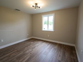 19450 SW 125th Ave, Miami FL 33177