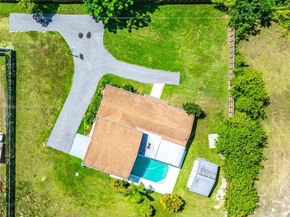 19450 SW 125th Ave, Miami FL 33177