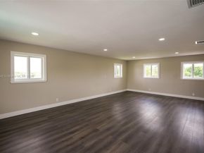 19450 SW 125th Ave, Miami FL 33177