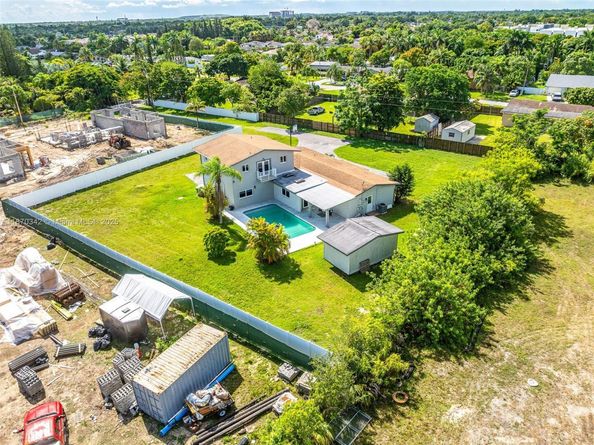 19450 SW 125th Ave, Miami FL 33177