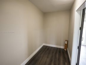 19450 SW 125th Ave, Miami FL 33177