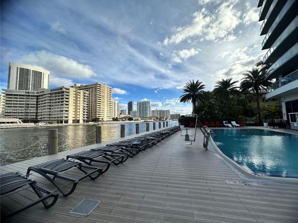 2602 E Hallandale Beach Blvd R703, Hallandale Beach FL 33009