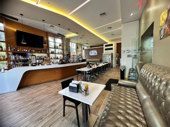 2602 E Hallandale Beach Blvd R703, Hallandale Beach FL 33009