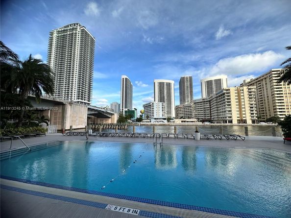 2602 E Hallandale Beach Blvd R703, Hallandale Beach FL 33009