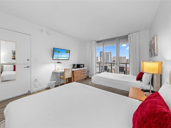 2602 E Hallandale Beach Blvd R703, Hallandale Beach FL 33009