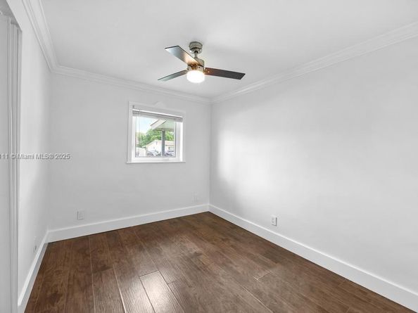 4313 SW 50th St, Dania Beach FL 33314