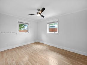 4313 SW 50th St, Dania Beach FL 33314
