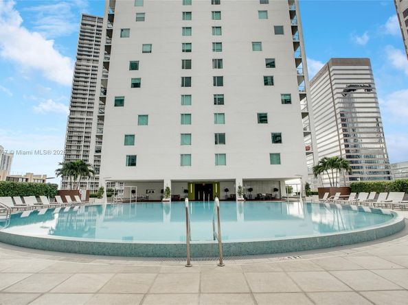 Undisclosed Address #A11899707, Miami FL 33131