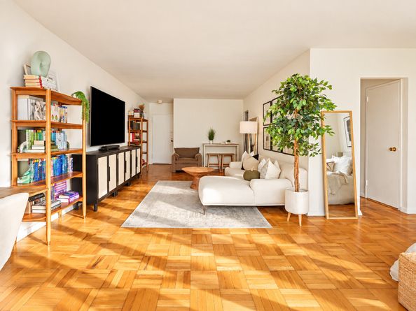 69 5th Avenue 6H, New York NY 10003