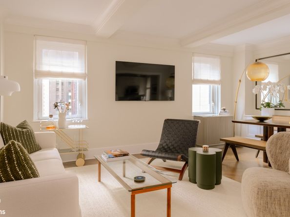 530 Park Avenue 14H, New York NY 10065