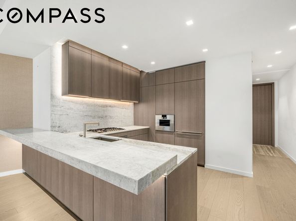 500 West 18th Street W9D, New York NY 10011