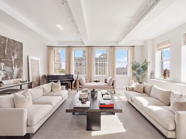 270 Broadway 21A, New York NY 10007