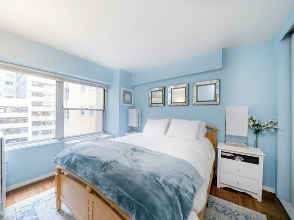 118 East 60th Street 6A, New York NY 10022