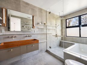 512 Lorimer Street, Brooklyn NY 11211