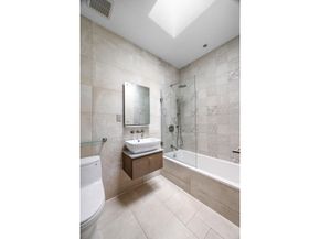 512 Lorimer Street, Brooklyn NY 11211