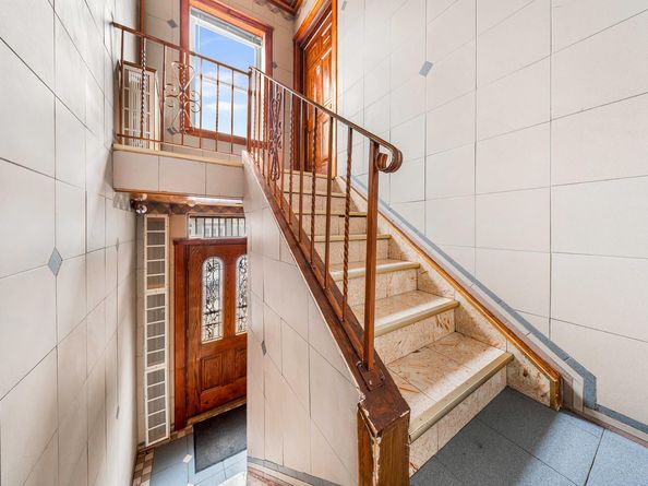 21-62 24th Street, Queens NY 11105
