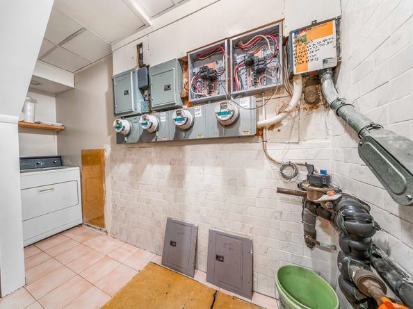 21-62 24th Street, Queens NY 11105