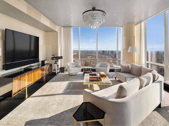157 West 57th Street 52B, New York NY 10019