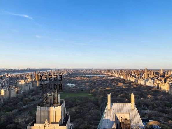 157 West 57th Street 52B, New York NY 10019