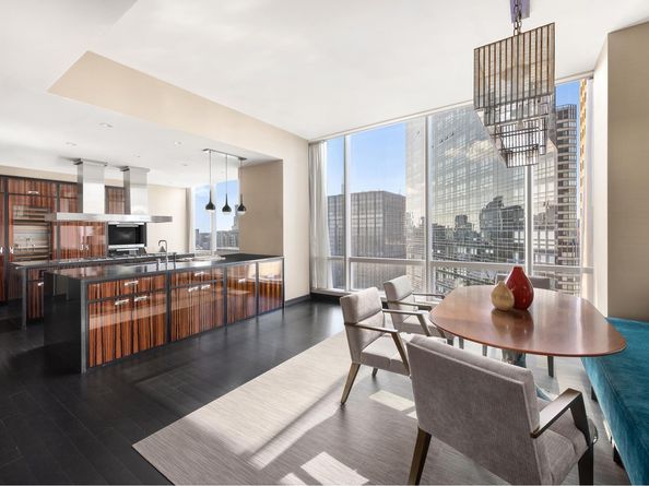 157 West 57th Street 52B, New York NY 10019
