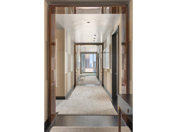 157 West 57th Street 52B, New York NY 10019